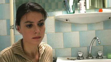 Zasłona do filmu "4 miesiące, 3 tygodnie i 2 dni" #484958