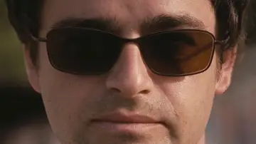 Zasłona do filmu "Na krawędzi nieba" #1839253