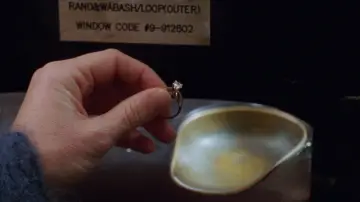Zasłona do filmu "Ja cię kocham, a ty śpisz" #809392