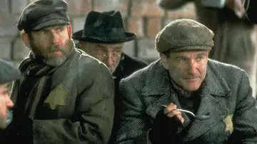 Zasłona do filmu "Jakub kłamca" #996448