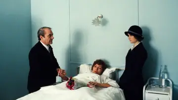 Zasłona do filmu "Violette Nozière" #494999
