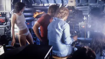 Zasłona do filmu "Obcy: 8 pasażer Nostromo" #548837