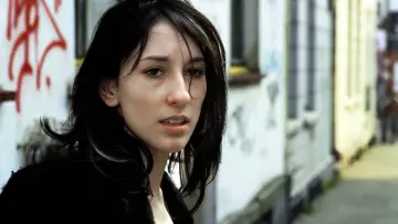 Zasłona do filmu "Głową w mur" #214477