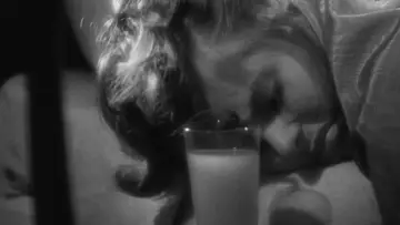 Zasłona do filmu "Osławiona" #1924397