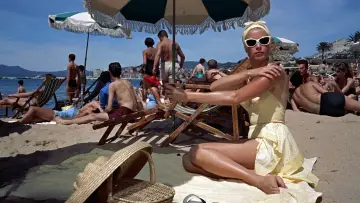 Zasłona do filmu "Złodziej w hotelu" #225619