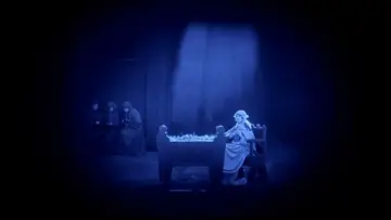 Zasłona do filmu "Nietolerancja" #238849