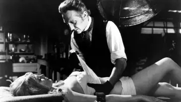 Zasłona do filmu "Frankenstein stworzył kobietę" #436914