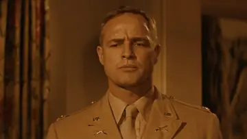 Zasłona do filmu "W zwierciadle złotego oka" #399079