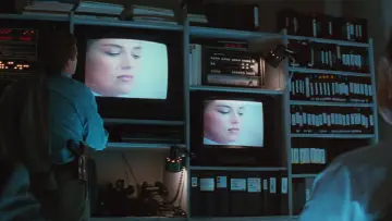 Zasłona do filmu "Nagi instynkt" #254778