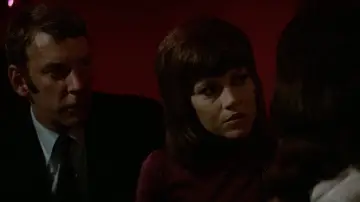 Zasłona do filmu "Klute" #890183
