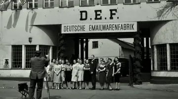 Zasłona do filmu "Lista Schindlera" #1575922