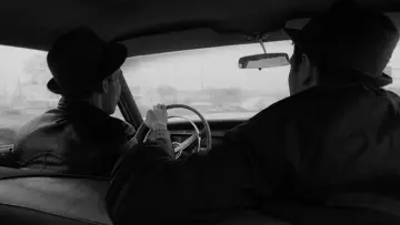 Zasłona do filmu "Inaczej niż w raju" #237113