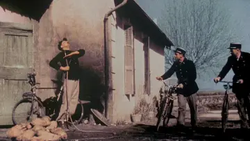 Zasłona do filmu "Dzień świąteczny" #926474