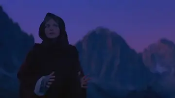 Zasłona do filmu "Zaklęta w sokoła" #860084