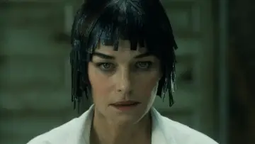 Zasłona do filmu "Immortal - Kobieta pułapka" #1050669