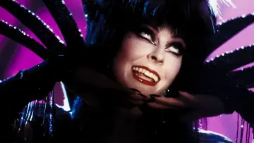Zasłona do filmu "Elvira, władczyni ciemności" #278286