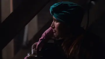 Zasłona do filmu "W krzywym zwierciadle: Witaj, Święty Mikołaju" #676801