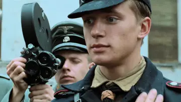 Zasłona do filmu "Upadek" #668127
