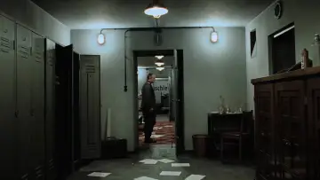 Zasłona do filmu "Upadek" #668140