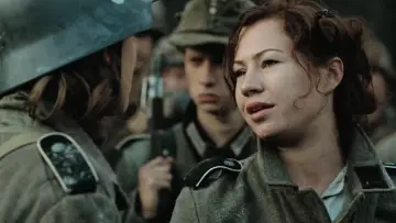 Zasłona do filmu "Upadek" #668147