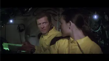 Zasłona do filmu "Tylko dla twoich oczu" #807729