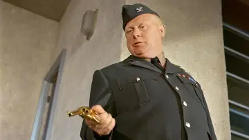Zasłona do filmu "Goldfinger" #621037