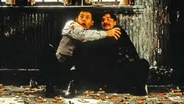 Zasłona do filmu "Polowanie na mysz" #281752