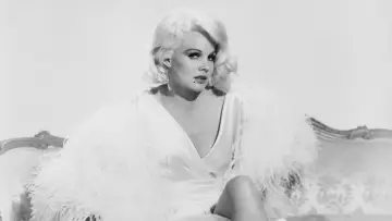 Zasłona do filmu "Harlow" #501367