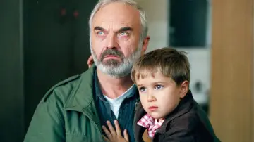Zasłona do filmu "Kola" #1047235