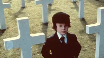 Zasłona do filmu "Omen" #1801197