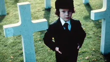 Zasłona do filmu "Omen" #806447