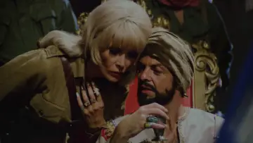 Zasłona do filmu "Elza - Strażniczka haremu" #1848374