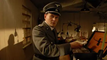 Zasłona do filmu "Fałszerze" #221073