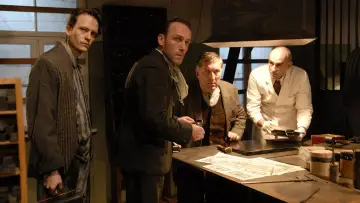 Zasłona do filmu "Fałszerze" #221075