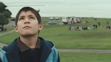 Zasłona do filmu "Chłopiec z latawcem" #897000