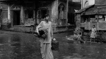 Zasłona do filmu "অপরাজিত" #1027931