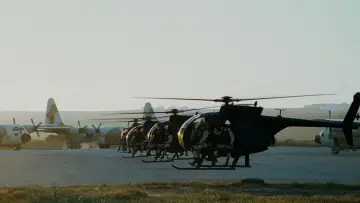 Zasłona do filmu "Helikopter w ogniu" #761792
