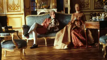 Zasłona do filmu "Niebezpieczne związki" #232185