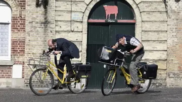 Zasłona do filmu "Jeszcze dalej niż północ" #340043