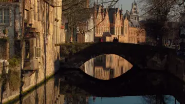 Zasłona do filmu "Najpierw Strzelaj, Potem Zwiedzaj" #848221