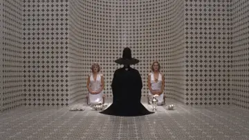 Zasłona do filmu "Święta góra" #206289