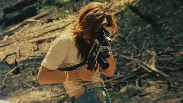 Zasłona do filmu "Nadzy i rozszarpani" #833998