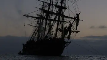 Zasłona do filmu "Pan i Władca. Na Krańcu Świata" #650809