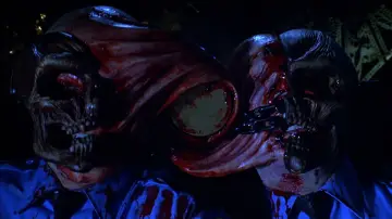 Zasłona do filmu "Hellraiser 4. Dziedzictwo Krwi" #1201941
