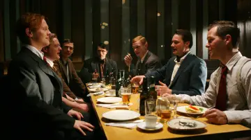 Zasłona do filmu "Podziemny front" #455512