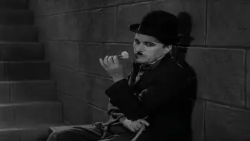 Zasłona do filmu "Światła wielkiego miasta" #699889