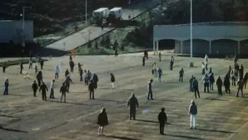 Zasłona do filmu "Świt żywych trupów" #708396