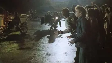 Zasłona do filmu "Świt żywych trupów" #708397