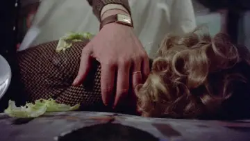 Zasłona do filmu "Nie oglądaj się teraz" #960607