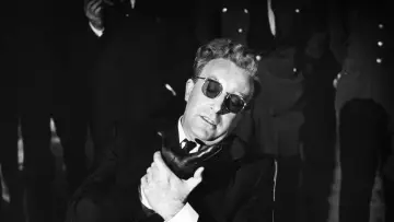 Doktor Strangelove, lub jak przestałem się martwić i pokochałem bombę